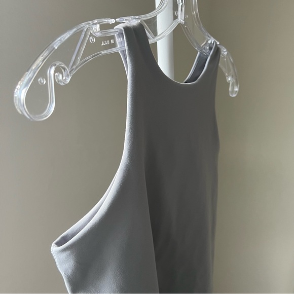 🍉Motion Built-in Bra Tank Top Grey Yoga Workout Gym - Picture 2 of 5